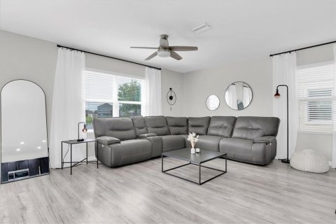 Casa en alquiler en Wesley Chapel, Florida, 4 dormitorios, 209.96 m2 № 1852740 - foto 4