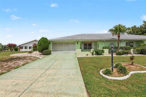 Casa en Sun City Center, Florida 2 dormitorios, 168.62 m2 № 2363239