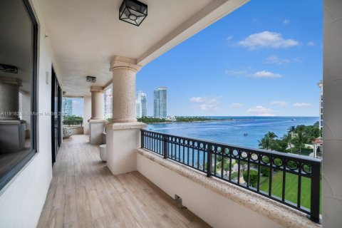 Condo in Miami Beach, Florida, 4 bedrooms  № 1973028 - photo 30