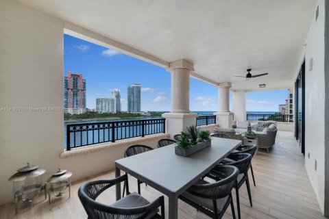 Condo in Miami Beach, Florida, 4 bedrooms  № 1973028 - photo 13
