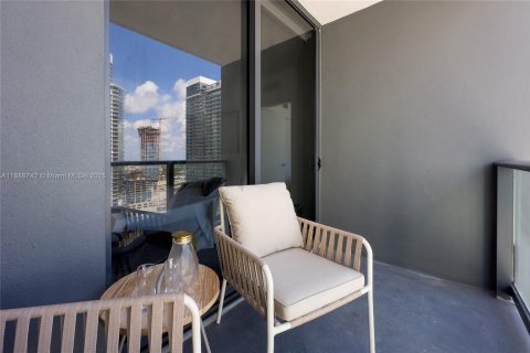 Condominio en alquiler en Miami, Florida, 1 dormitorio, 68.75 m2 № 2012193 - foto 22