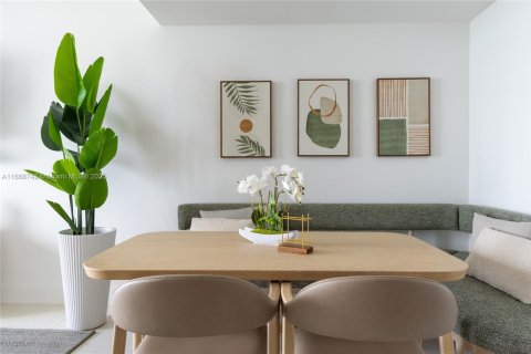 Condominio en alquiler en Miami, Florida, 1 dormitorio, 68.75 m2 № 2012193 - foto 13