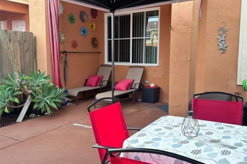 Adosado en venta en Homestead, Florida, 4 dormitorios, 160.54 m2 № 1817164 - foto 26