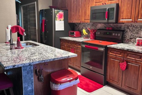 Adosado en venta en Homestead, Florida, 4 dormitorios, 160.54 m2 № 1817164 - foto 5