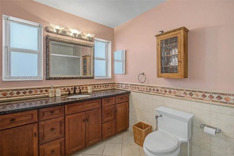 Casa en venta en Miami, Florida, 4 dormitorios, 174.01 m2 № 2382707 - foto 12