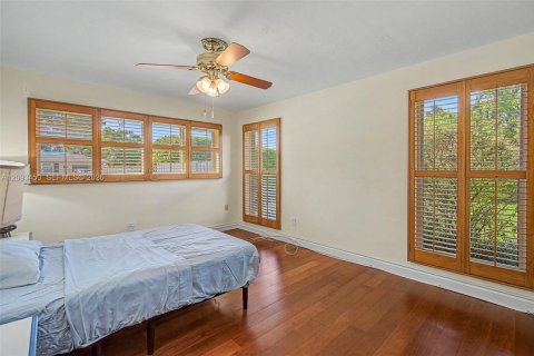 Casa en venta en Miami, Florida, 4 dormitorios, 174.01 m2 № 2382707 - foto 11
