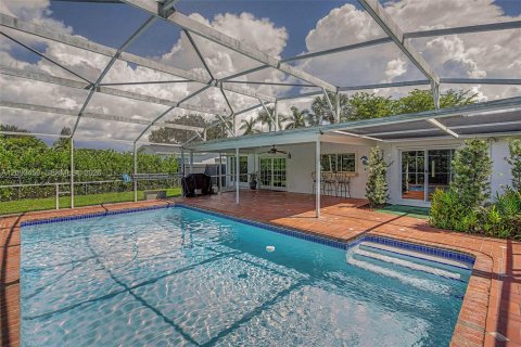 Casa en venta en Miami, Florida, 4 dormitorios, 174.01 m2 № 2382707 - foto 18