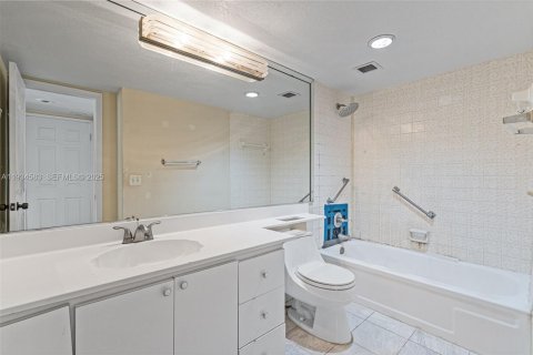 Купить кондоминиум в Авентура, Флорида 1 спальня, 99.03м2, № 1992968 - фото 18