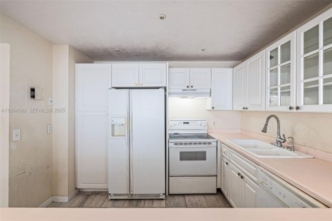 Купить кондоминиум в Авентура, Флорида 1 спальня, 99.03м2, № 1992968 - фото 7