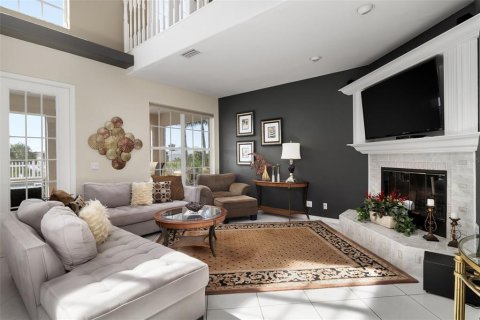 House in Port Charlotte, Florida 7 bedrooms, 526.94 sq.m. № 1721578 - photo 7