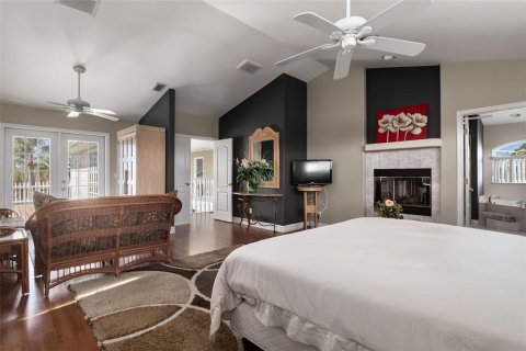 House in Port Charlotte, Florida 7 bedrooms, 526.94 sq.m. № 1721578 - photo 20