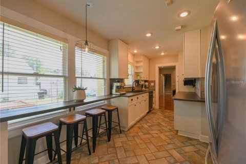 Villa ou maison à louer à Saint Petersburg, Floride: 4 chambres, 271 m2 № 1843799 - photo 3