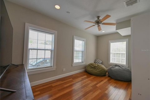 Villa ou maison à louer à Saint Petersburg, Floride: 4 chambres, 271 m2 № 1843799 - photo 6
