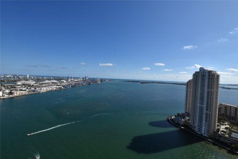 Condo à Miami, Floride, 3 chambres  № 2158070