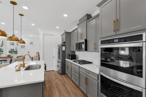 Adosado en venta en Celebration, Florida, 3 dormitorios, 164.9 m2 № 1836974 - foto 20