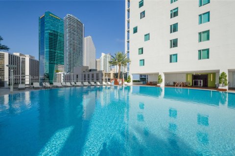 Condo in Miami, Florida, 2 bedrooms  № 2053030 - photo 27