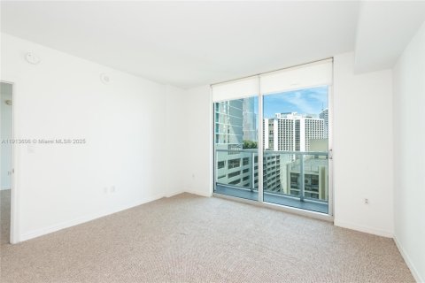 Condo in Miami, Florida, 2 bedrooms  № 2053030 - photo 11