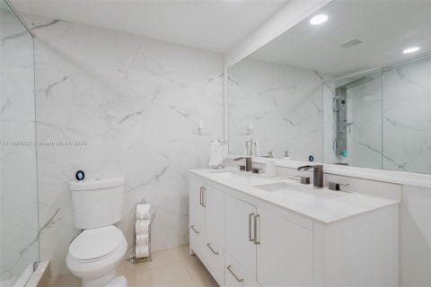 Casa en venta en West Palm Beach, Florida, 3 dormitorios, 98.1 m2 № 1946313 - foto 13