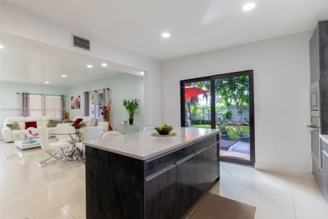 Casa en venta en West Palm Beach, Florida, 3 dormitorios, 98.1 m2 № 1946313 - foto 9