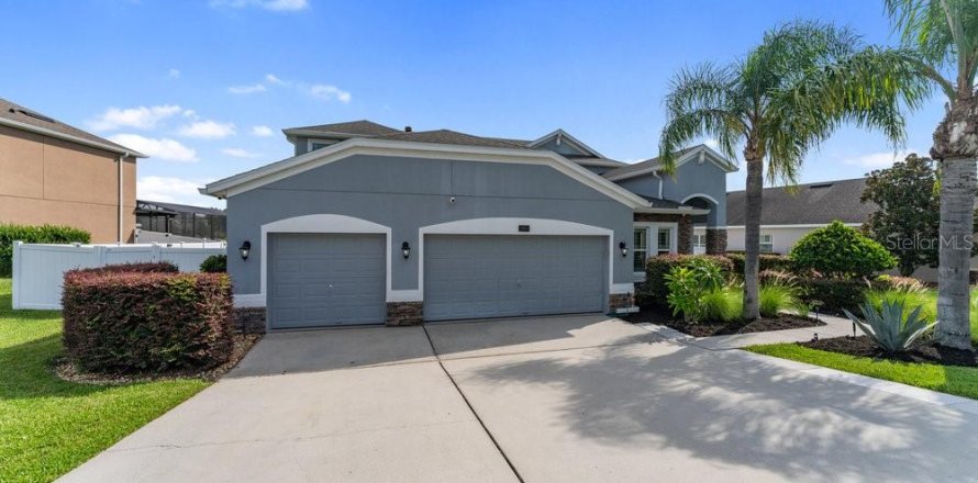 Casa en Clermont, Florida 5 dormitorios, 258.08 m2 № 1833051