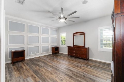 House in Clermont, Florida 5 bedrooms, 258.08 sq.m. № 1833051 - photo 25