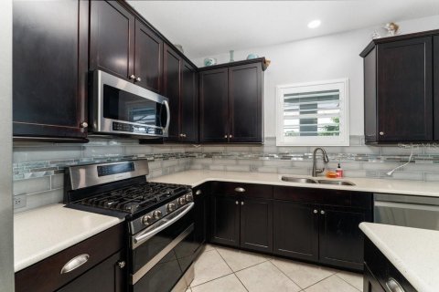 House in Clermont, Florida 5 bedrooms, 258.08 sq.m. № 1833051 - photo 16