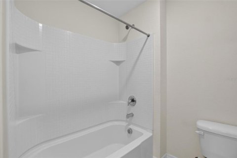 House in Wimauma, Florida 5 bedrooms, 248.42 sq.m. № 2317447 - photo 19