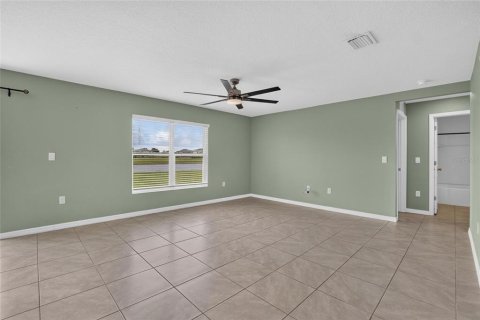 House in Wimauma, Florida 5 bedrooms, 248.42 sq.m. № 2317447 - photo 14