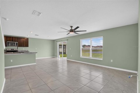 House in Wimauma, Florida 5 bedrooms, 248.42 sq.m. № 2317447 - photo 15