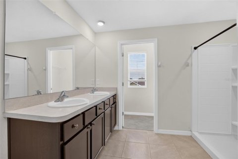 House in Wimauma, Florida 5 bedrooms, 248.42 sq.m. № 2317447 - photo 30