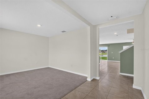 House in Wimauma, Florida 5 bedrooms, 248.42 sq.m. № 2317447 - photo 5