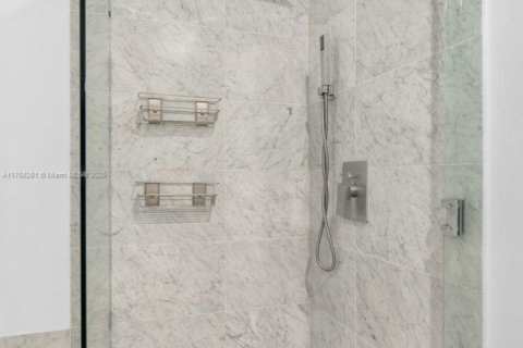 Condominio en venta en Miami, Florida, 2 dormitorios, 103.96 m2 № 2013075 - foto 14