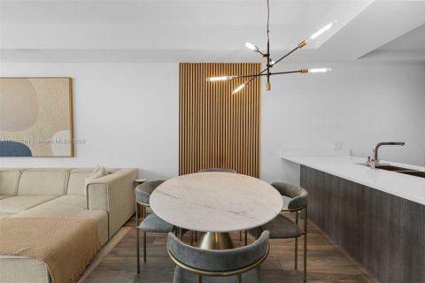 Condominio en venta en Miami, Florida, 2 dormitorios, 103.96 m2 № 2013075 - foto 6