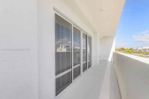 Apartamento en alquiler en Homestead, Florida, 2 dormitorios, 109.25 m2 № 2076865 - foto 13