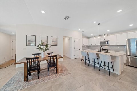 Casa en alquiler en Parrish, Florida, 3 dormitorios, 139.91 m2 № 1908232 - foto 13