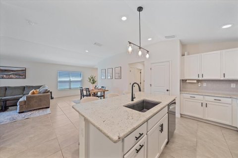 Casa en alquiler en Parrish, Florida, 3 dormitorios, 139.91 m2 № 1908232 - foto 8