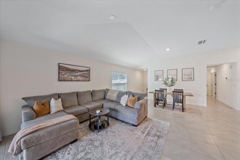 Casa en alquiler en Parrish, Florida, 3 dormitorios, 139.91 m2 № 1908232 - foto 15