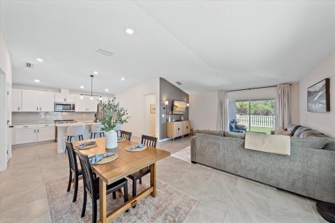 Casa en alquiler en Parrish, Florida, 3 dormitorios, 139.91 m2 № 1908232 - foto 12