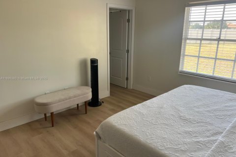 Villa ou maison à vendre à Port Charlotte, Floride: 2 chambres, 91.79 m2 № 1950313 - photo 10