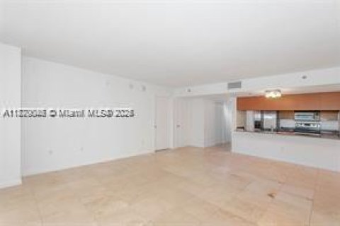 Condo in Miami, Florida, 2 bedrooms № 1895774 - photo 21