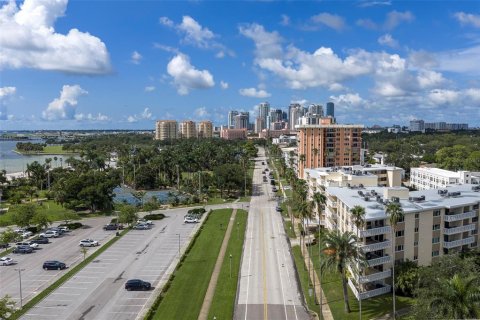 Copropriété à vendre à Saint Petersburg, Floride: 1 chambre, 74.32 m2 № 2322455 - photo 19