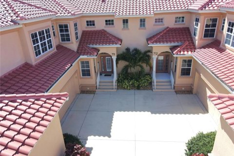 Copropriété à vendre à Punta Gorda, Floride: 3 chambres, 174.93 m2 № 2434815 - photo 2