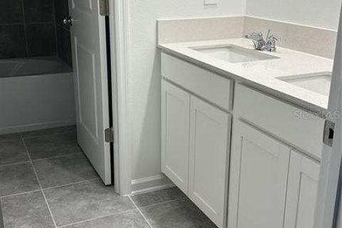 Villa ou maison à louer à Davenport, Floride: 5 chambres, 218.78 m2 № 2096077 - photo 12