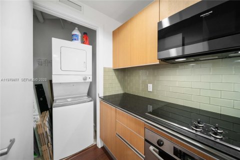 Copropriété à louer à Miami, Floride: 1 chambre, 89.46 m2 № 2050153 - photo 10