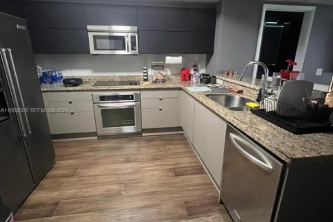 Снять в аренду кондоминиум в Санрайз, Флорида 3 спальни, 143.63м2, № 2005955 - фото 16