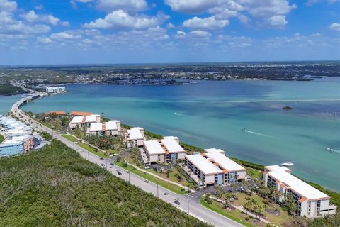 Condo in Englewood, Florida, 2 bedrooms  № 1622970 - photo 2