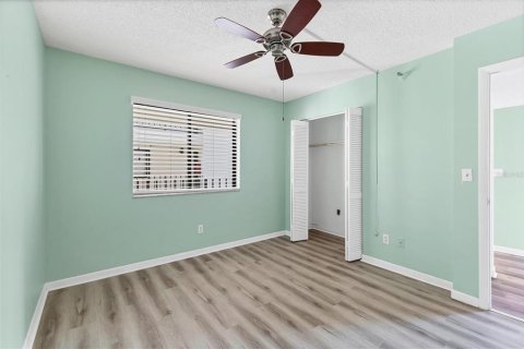 Condo in Englewood, Florida, 2 bedrooms  № 1622970 - photo 30