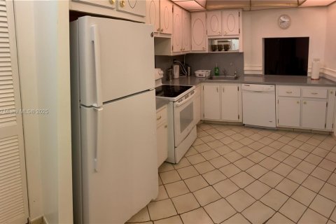 Copropriété à vendre à Miami, Floride: 1 chambre, 96.25 m2 № 1957527 - photo 5