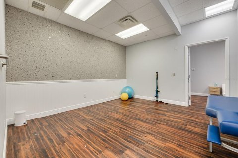 Propiedad comercial en alquiler en Largo, Florida № 2103849 - foto 24