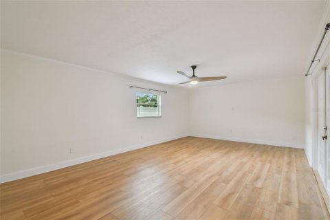 House in Tampa, Florida 3 bedrooms, 150.13 sq.m. № 1849892 - photo 24